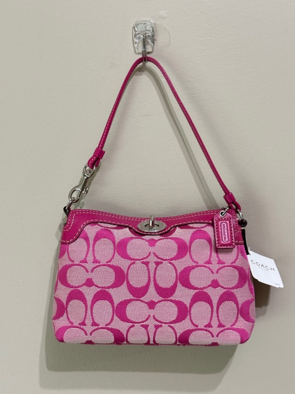 New Vintage Rare Coach Pink Signature Turnlock Wristlet Canvas Leather ClutchY2K